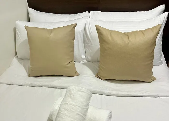 Apartment Modern Cozy 1br Homey Feel Fastwi-fi Manila